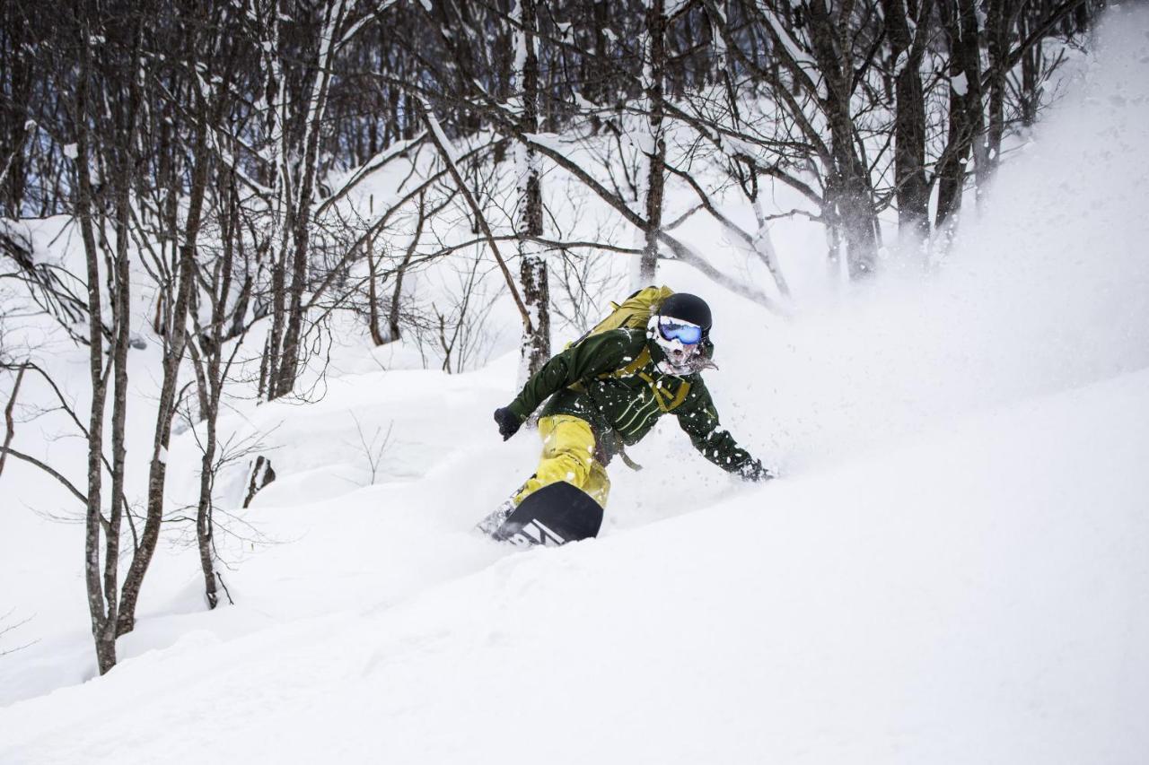 Hakuba Cortina Lodge Otari Exteriör bild